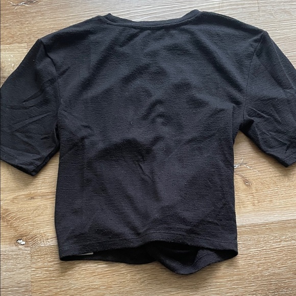Wilfred Black Short Sleeve Tee - Picture 7 of 7